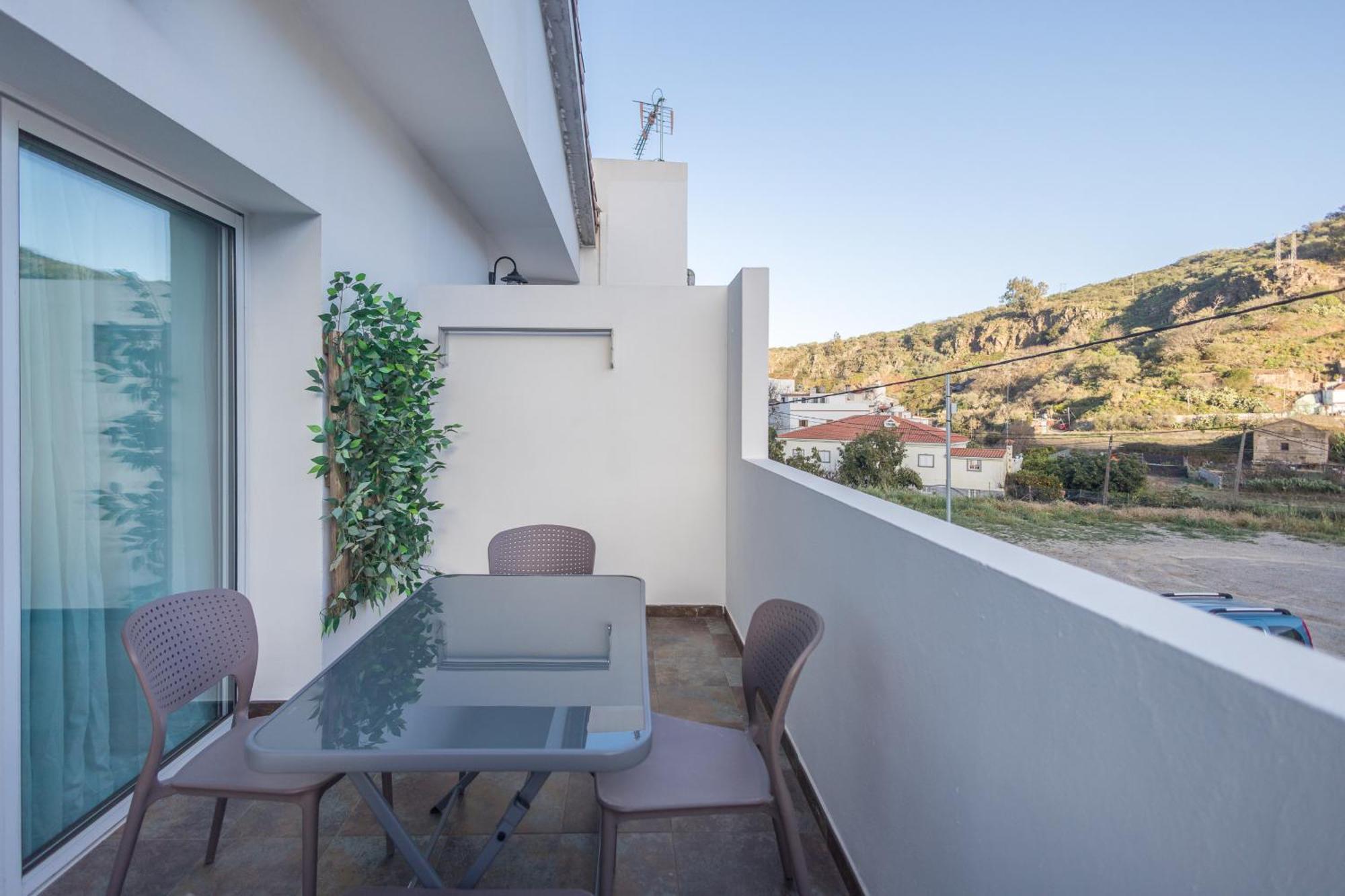Balcon De La Mina Suites - Aircon And Terrace With Views Vega de San Mateo Exterior photo